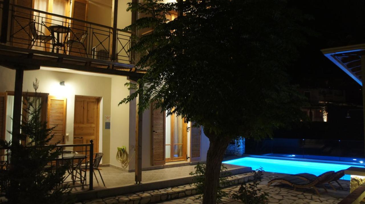 Villa Saint George 尼基亚娜 外观 照片